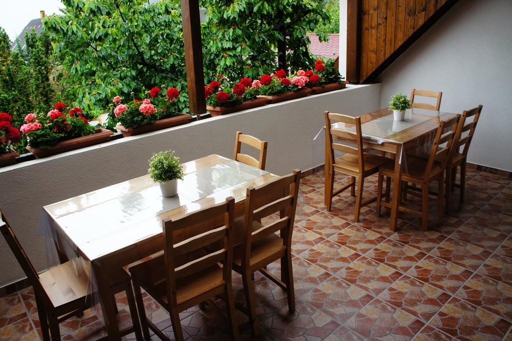 Hotel Dobosi Pincészet Szentantalfa Esterno foto